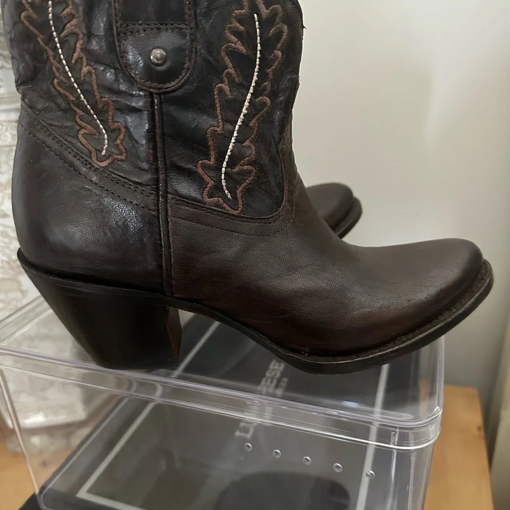 Luchesse Boots - Picture 3 of 6